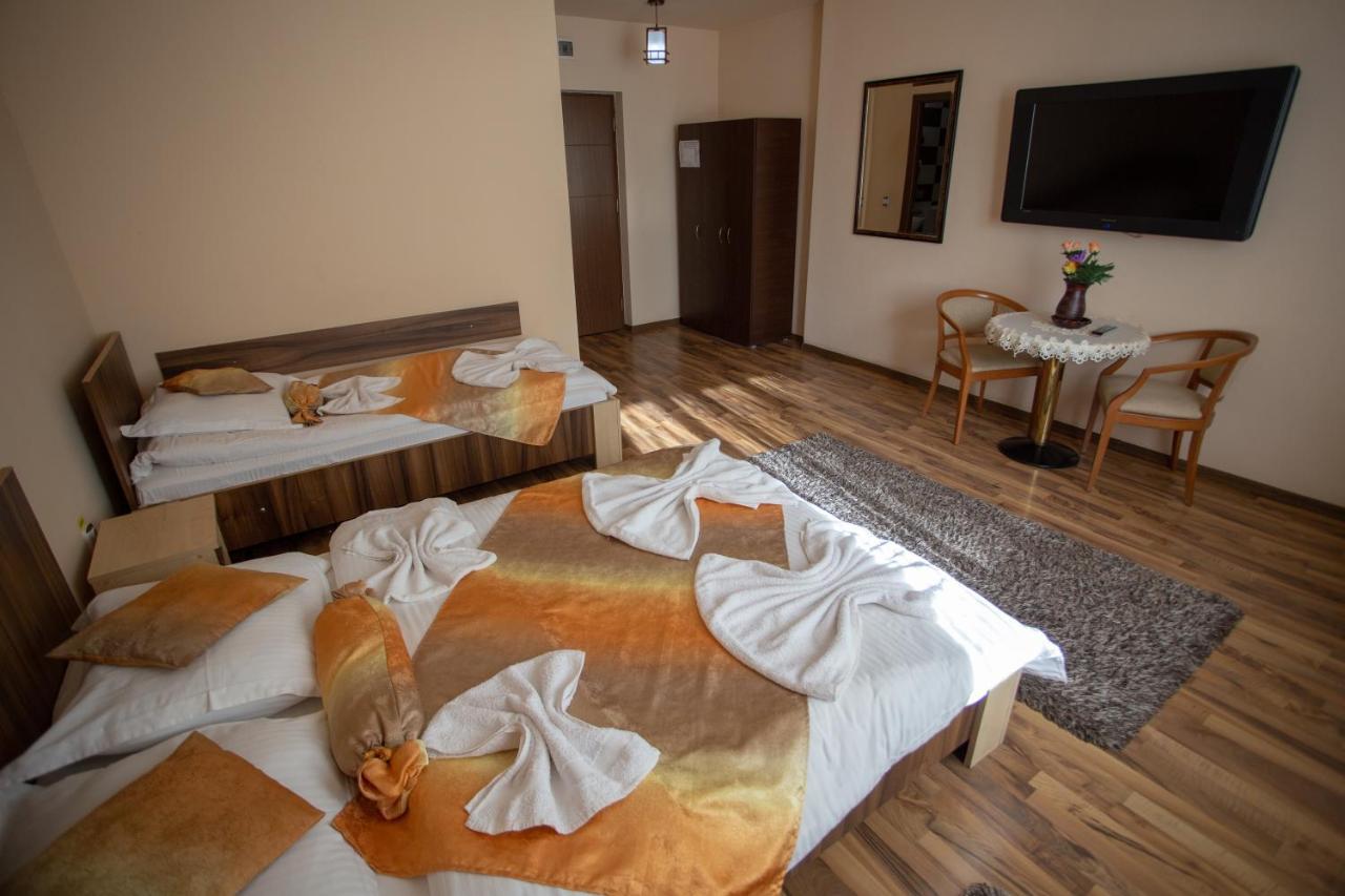 塔古玖 亚历克斯旅馆酒店 外观 照片